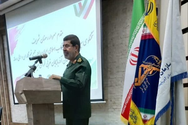 دشمن با قدرت رسانه‌ای اقدام به جنجال‌آفرینی در ایران می‌کند