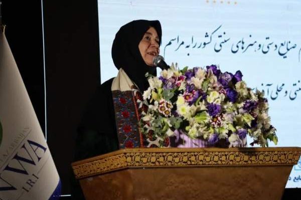 زنان ایرانی همواره در صف مقدم فرهنگسازی بودهاند زنان ایرانی همواره در صف مقدم فرهنگسازی بودهاند